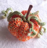 Pretty Pumpkin - FREE Crochet Pattern